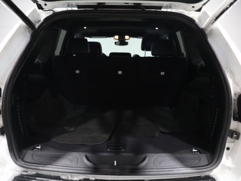 Certified 2021 Jeep Grand Cherokee Limited w/ Trailer Tow Group IV image 22