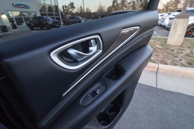 Used 2019 INFINITI QX60 Luxe w/ Essential Package image 48