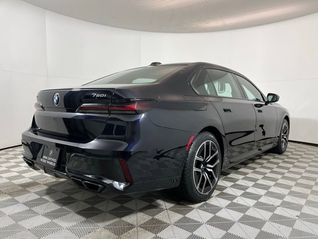 Certified 2023 BMW 760i xDrive image 7