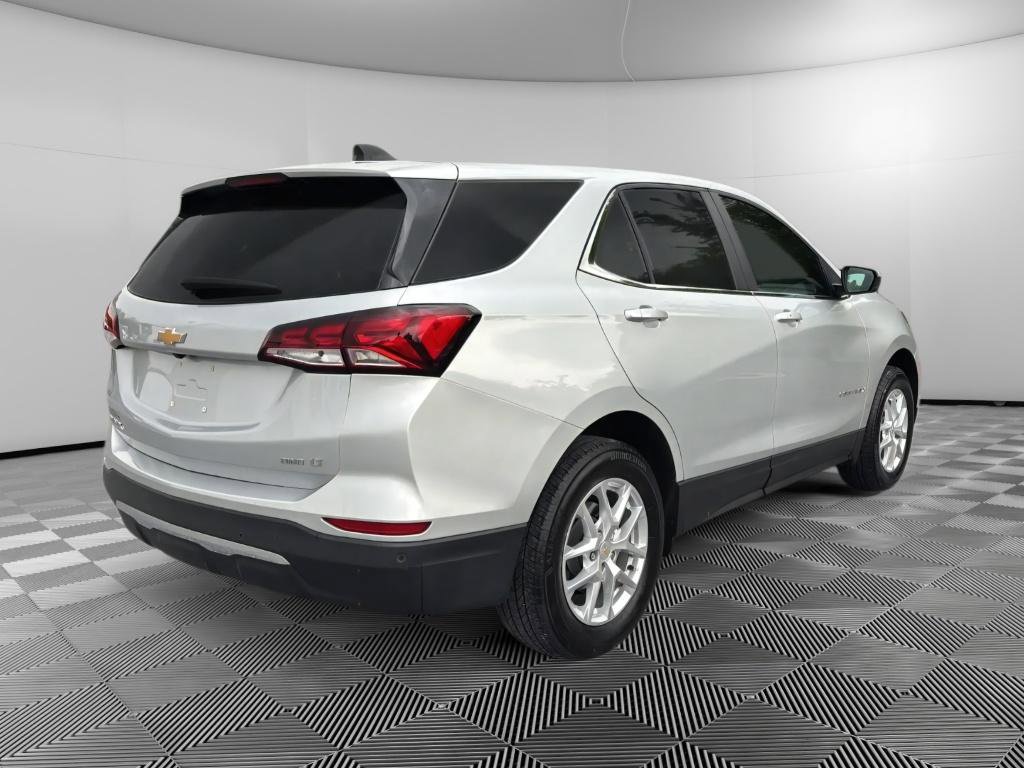 Used 2022 Chevrolet Equinox LT AWD/4WD image 4