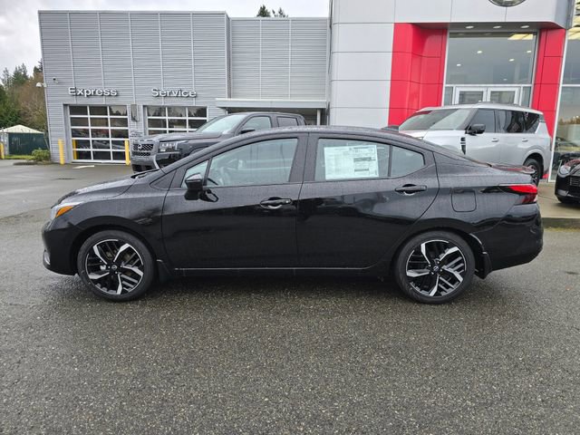 New 2025 Nissan Versa SR FWD image 11