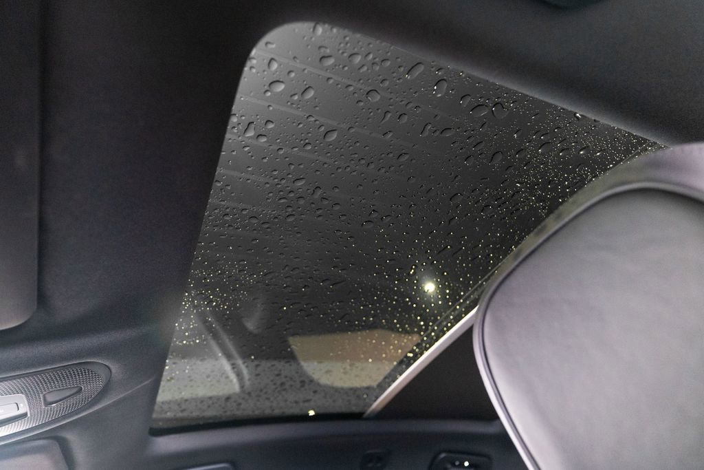 Certified 2025 Porsche Cayenne Coupe image 22