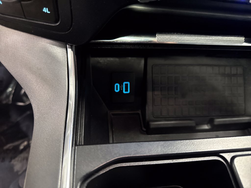 Used 2022 Ford F150 Limited AWD/4WD image 35