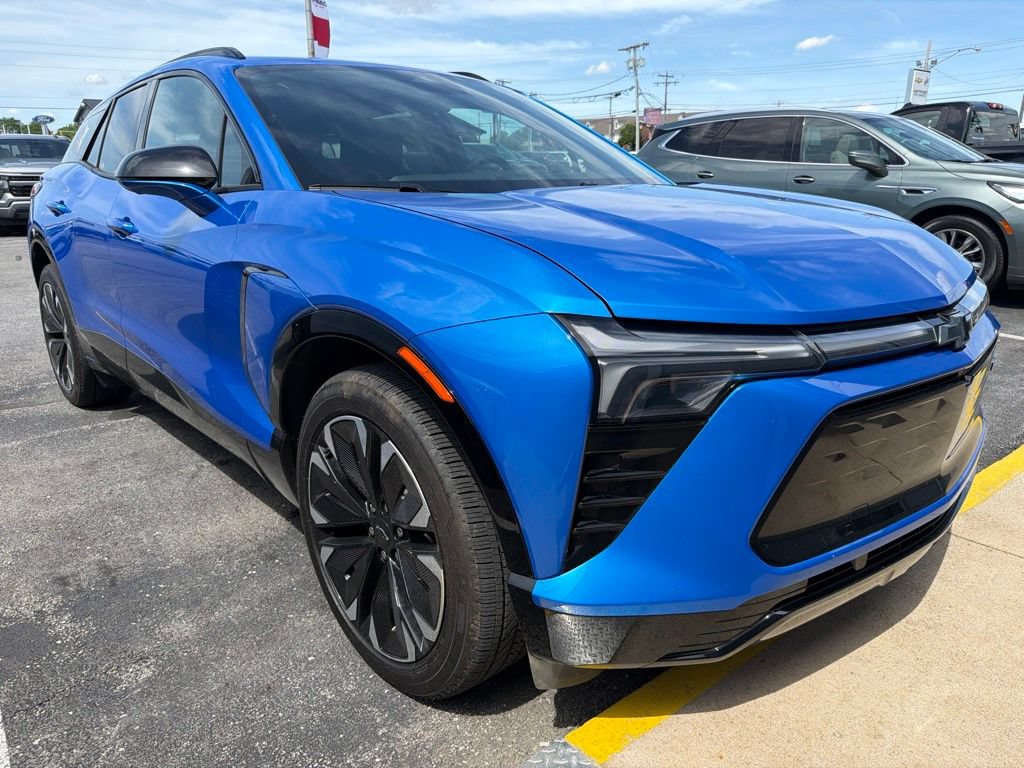 Used 2025 Chevrolet Blazer EV RS AWD/4WD image 6