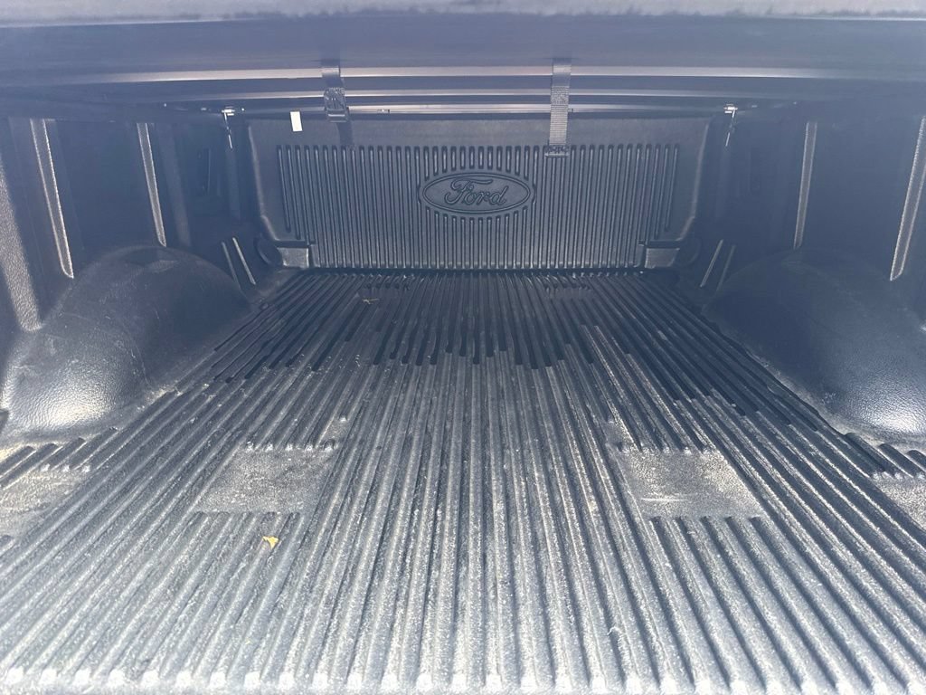 Used 2019 Ford F150 XLT w/ Equipment Group 302A Luxury AWD/4WD image 13
