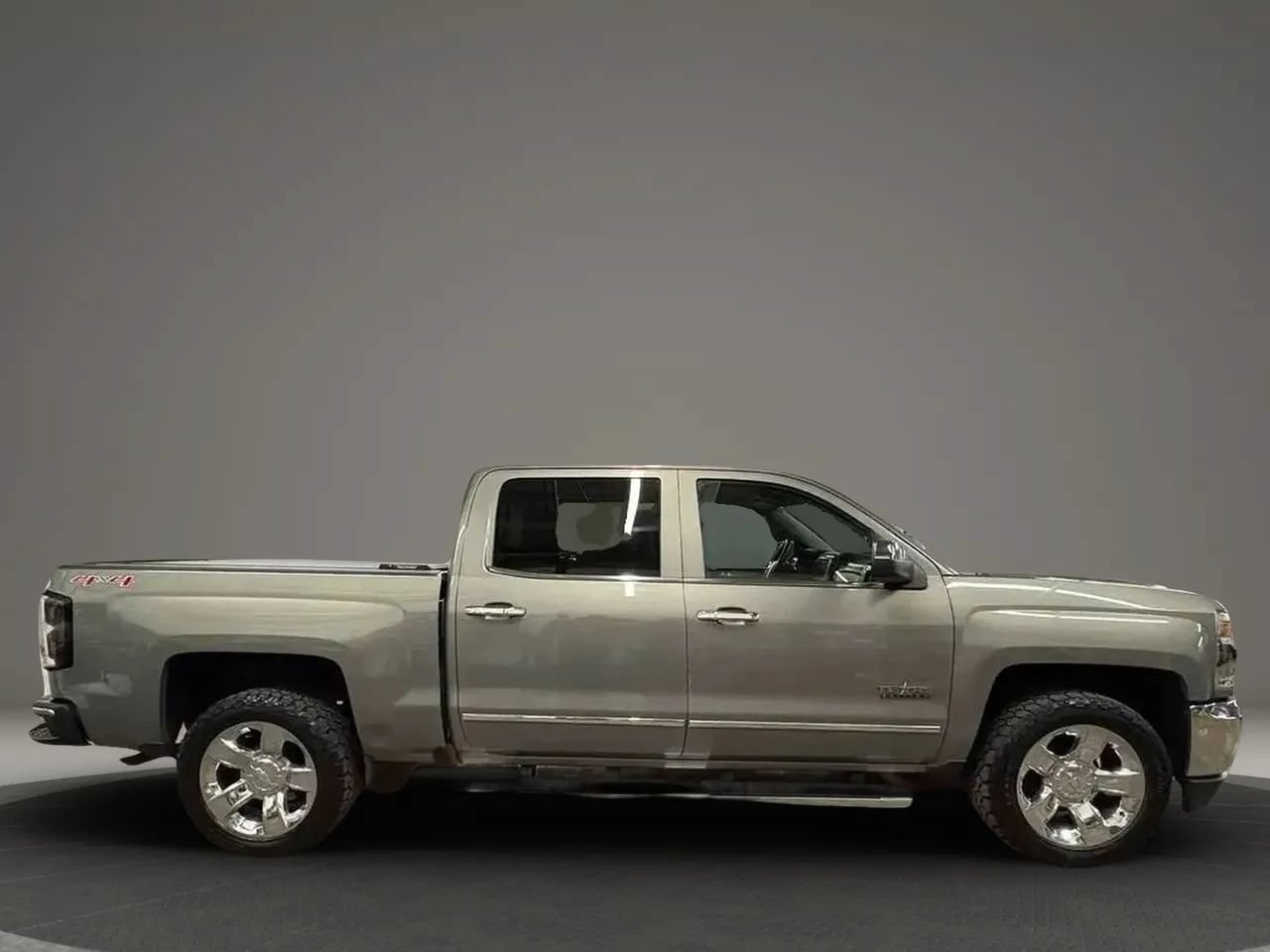 Used 2017 Chevrolet Silverado 1500 LTZ w/ Texas Edition AWD/4WD image 5