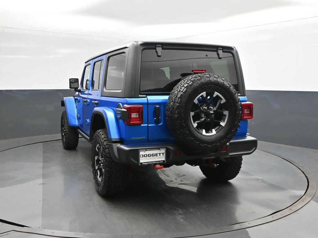 New 2025 Jeep Wrangler Unlimited Rubicon w/ Technology Group image 8