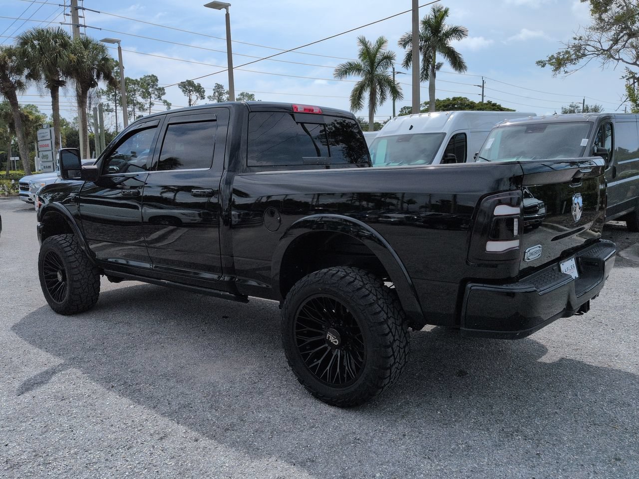Used 2024 RAM 2500 Limited AWD/4WD image 7
