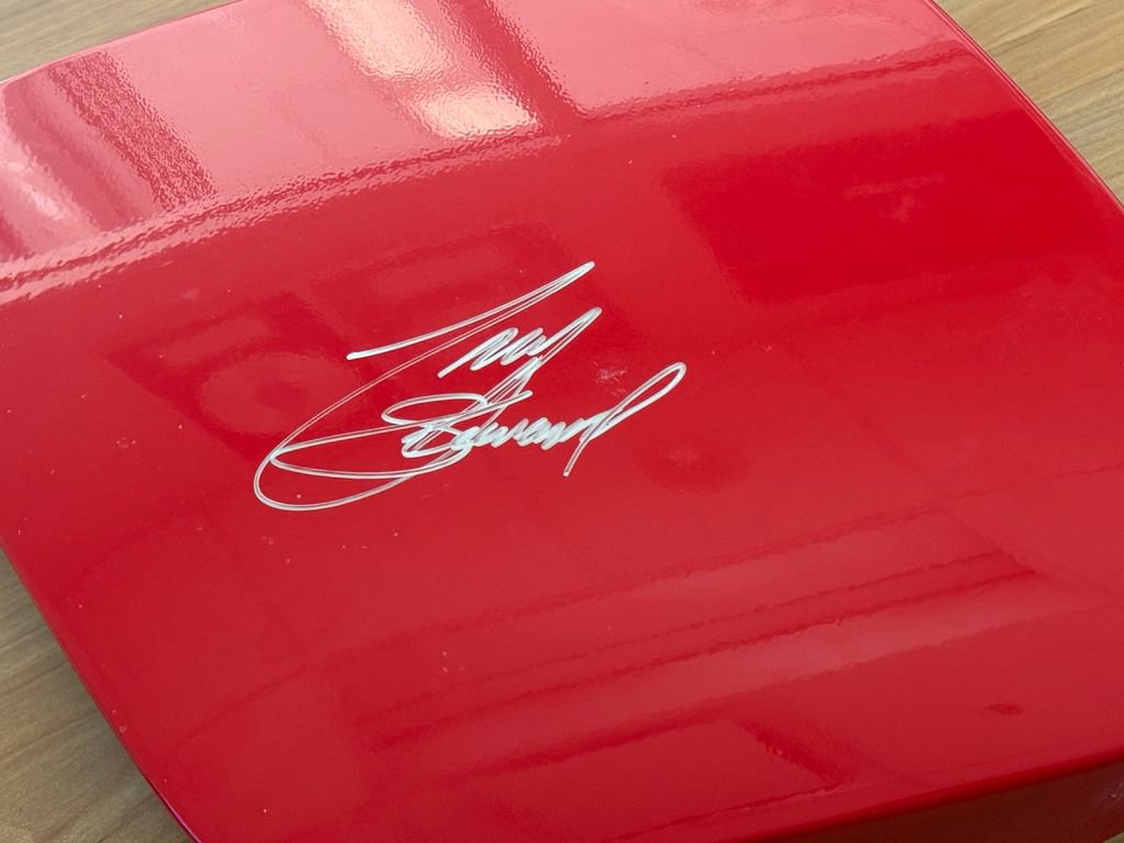 Used 2001 Chevrolet Corvette Coupe w/ Preferred Equipment Group1 image 2