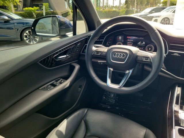 Certified 2022 Audi Q7 2.0T Premium Plus AWD/4WD image 13