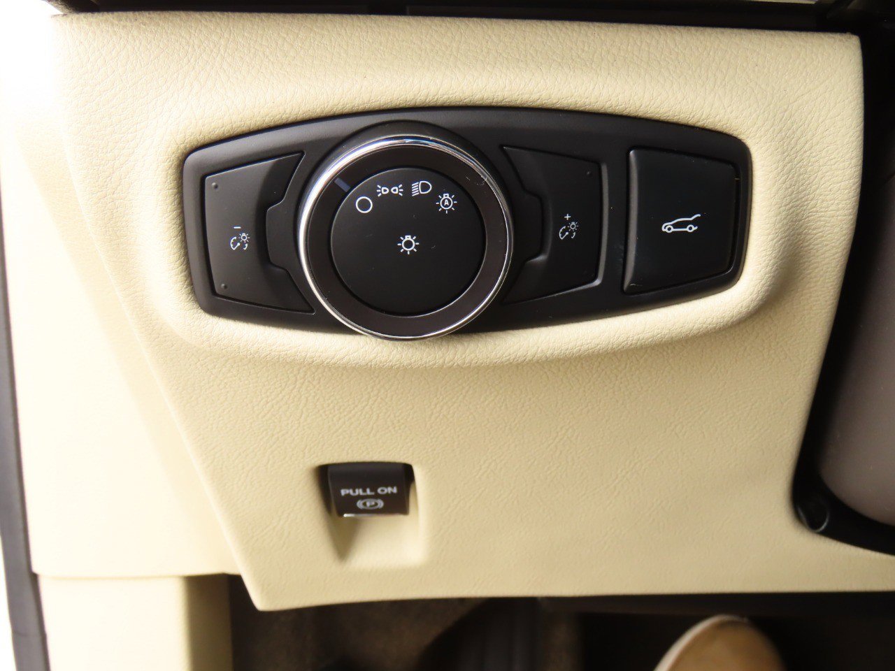 Used 2013 Lincoln MKZ Hybrid FWD image 25