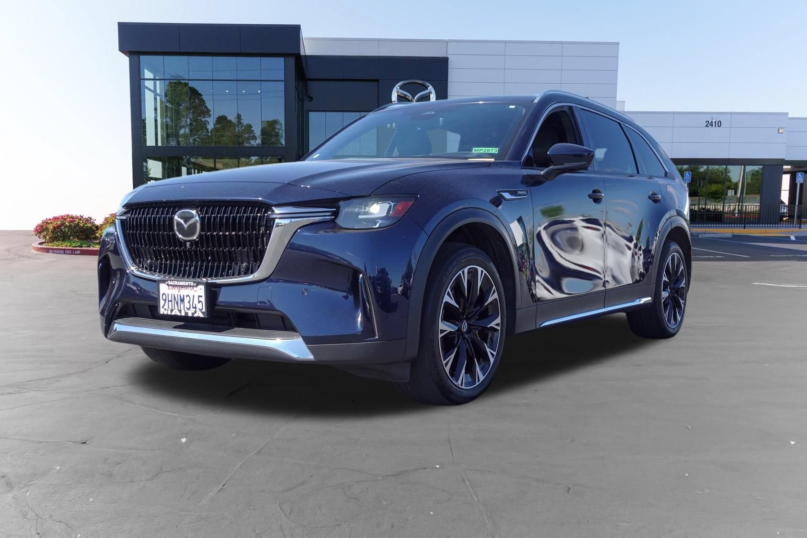 Certified 2024 MAZDA CX-90 Plug-In Hybrid w/ Premium Plus AWD/4WD image 9