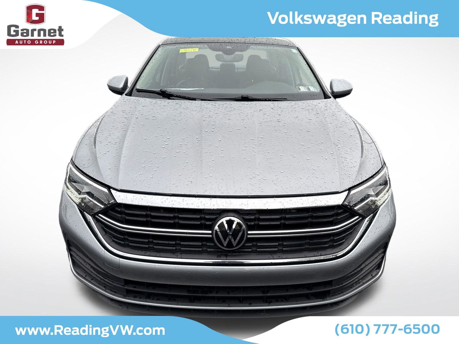 Used 2023 Volkswagen Jetta SE w/ Panoramic Sunroof Package FWD image 9