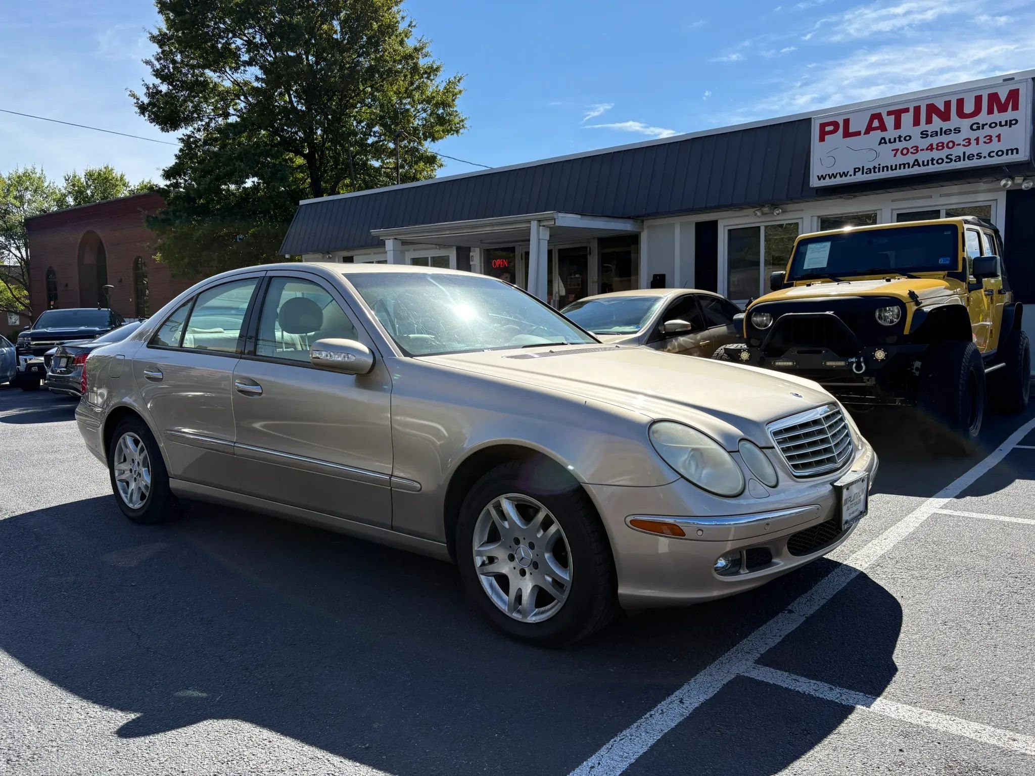 Used 2005 Mercedes-Benz E 320 4MATIC Sedan image 1