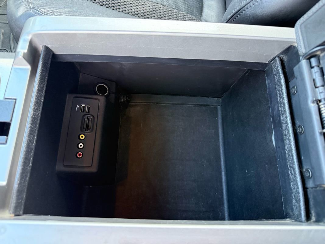 Used 2014 Ford F150 Raptor w/ Equipment Group 801A Luxury image 25