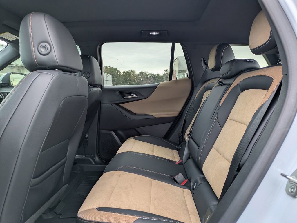 New 2026 Chevrolet Equinox ACTIV w/ Convenience Package III image 30