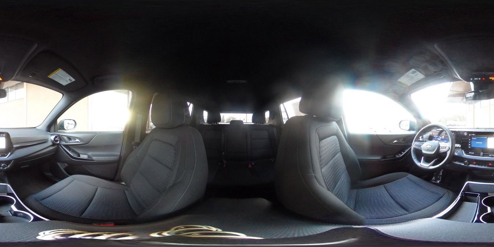 Used 2025 Chevrolet Equinox LT image 42