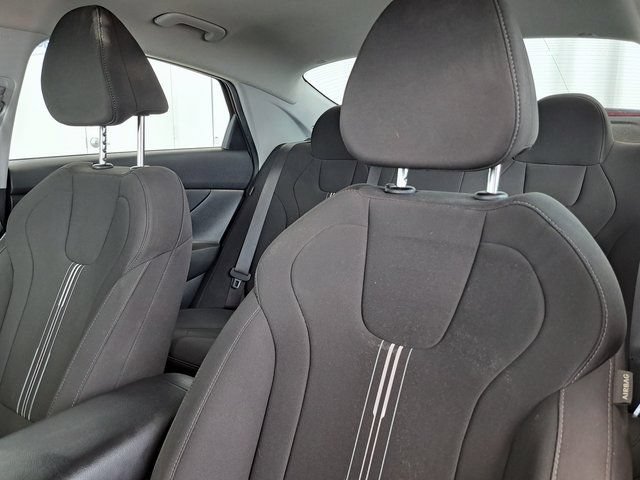 Used 2024 Hyundai Elantra SEL FWD image 24