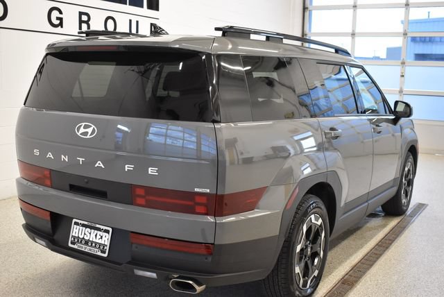 Used 2025 Hyundai Santa Fe SEL AWD/4WD image 4