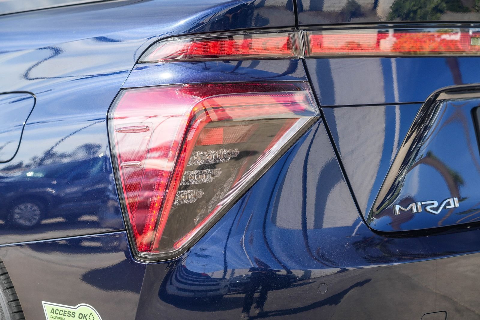 Certified 2019 Toyota Mirai FWD image 9