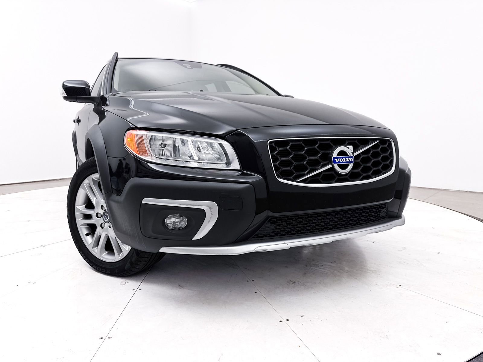 Used 2016 Volvo XC70 T5 Premier w/ Convenience Package image 6