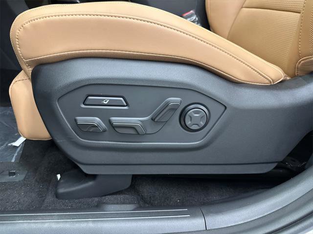New 2026 Hyundai Santa Fe Calligraphy image 10