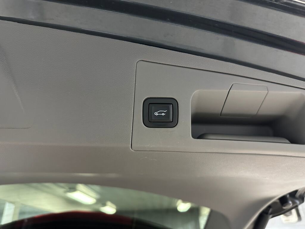 Used 2019 Cadillac XT5 Luxury image 26