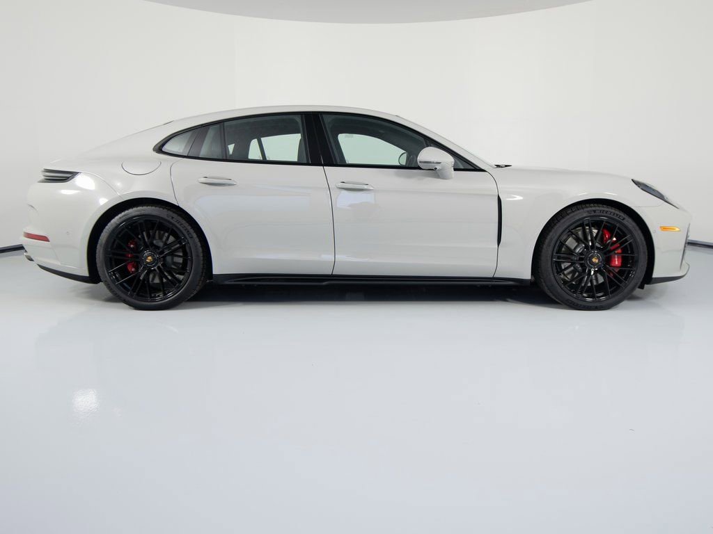 New 2026 Porsche Panamera GTS image 11