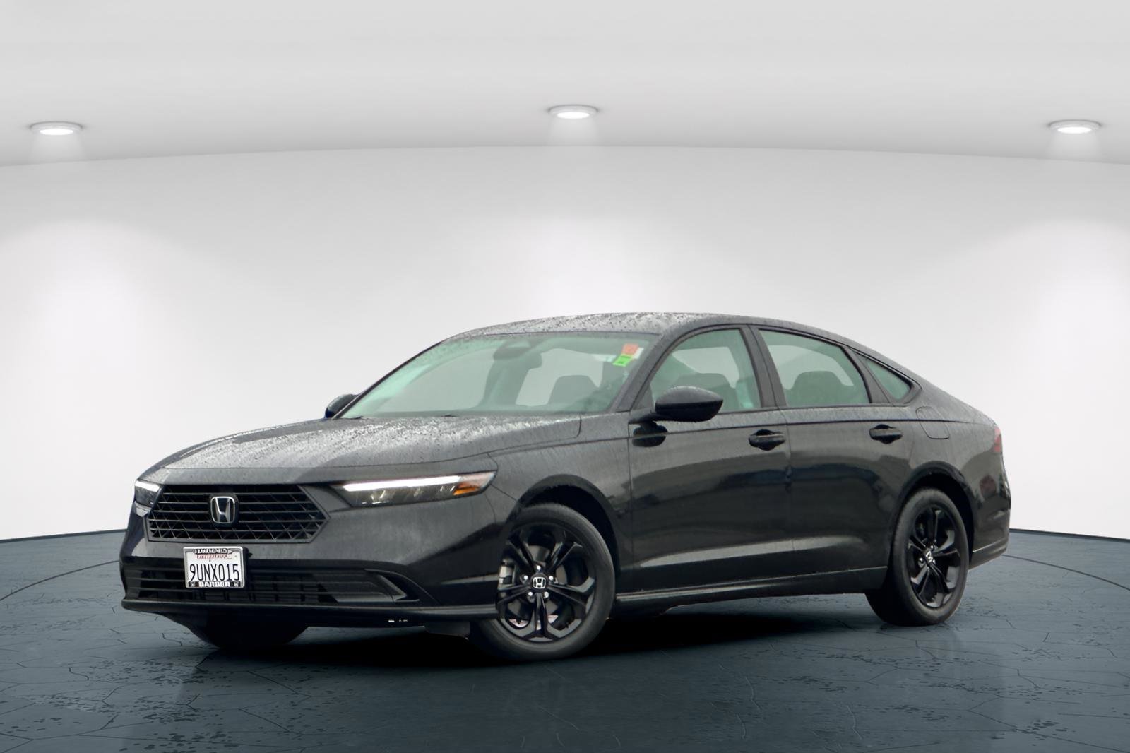 Certified 2025 Honda Accord SE image 2