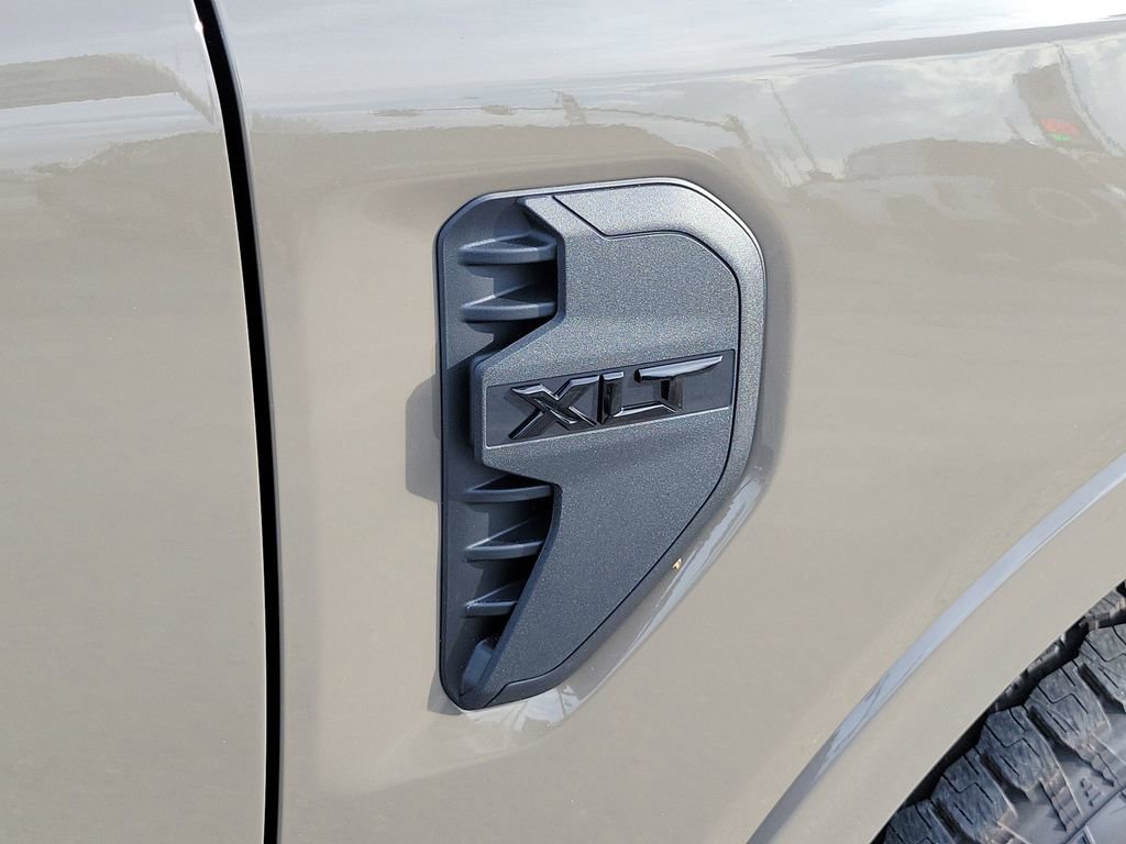 New 2025 Ford Ranger XLT w/ Black Appearance Package AWD/4WD image 8