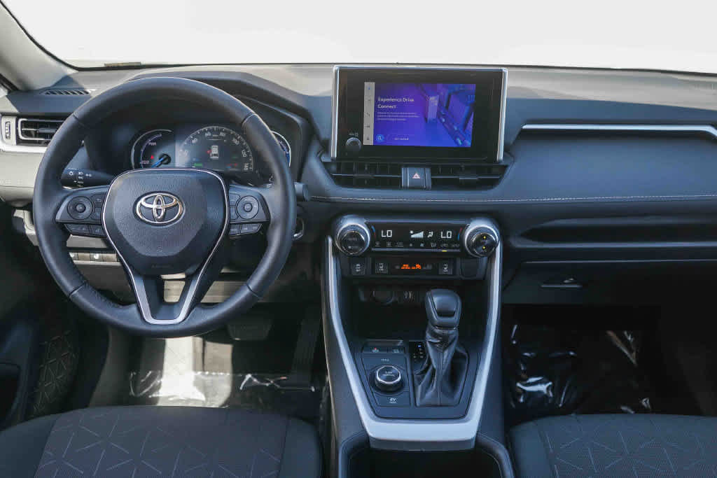 Used 2024 Toyota RAV4 XLE w/ Convenience Package AWD/4WD image 12