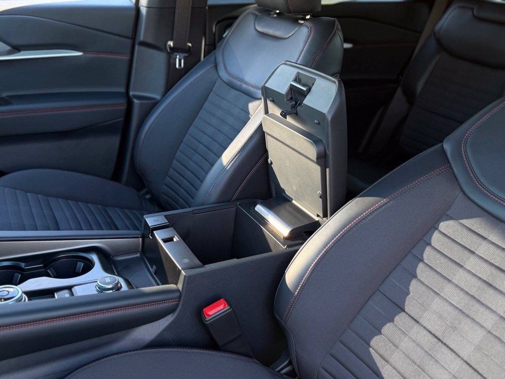 New 2027 Ford Explorer ST-Line AWD/4WD image 24