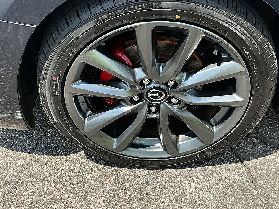 Used 2019 MAZDA MAZDA3 Hatchback FWD image 7