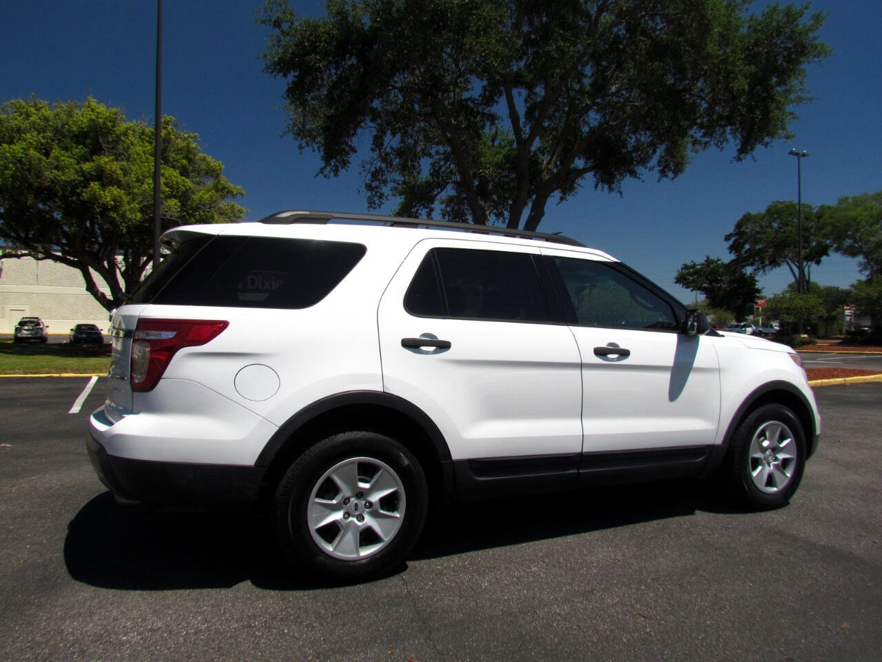 Used 2013 Ford Explorer FWD image 9