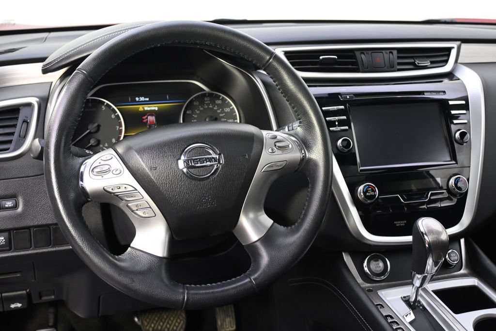 Used 2018 Nissan Murano SV w/ Premium Package AWD/4WD image 12