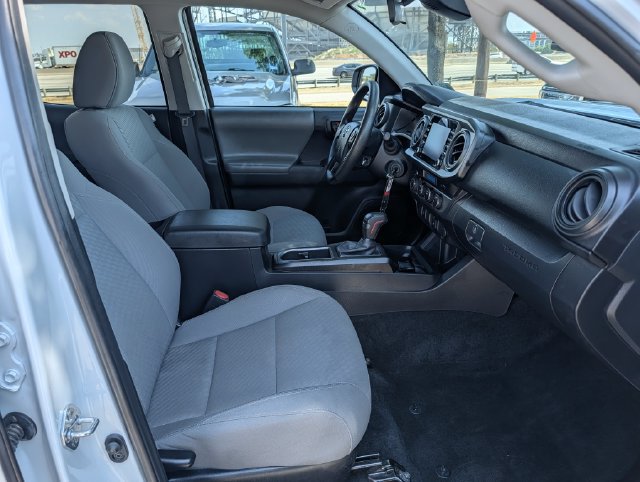 Certified 2023 Toyota Tacoma SR AWD/4WD image 30