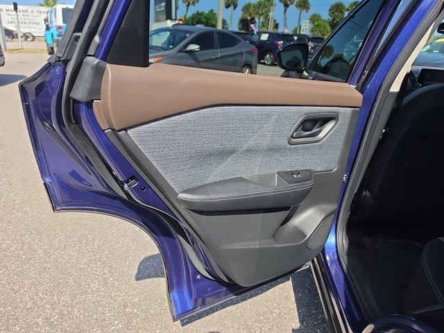 Used 2021 Nissan Rogue S FWD image 12