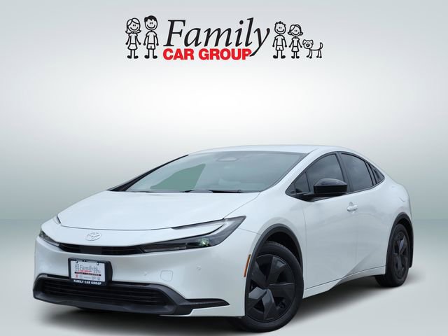 Used 2025 Toyota Prius LE