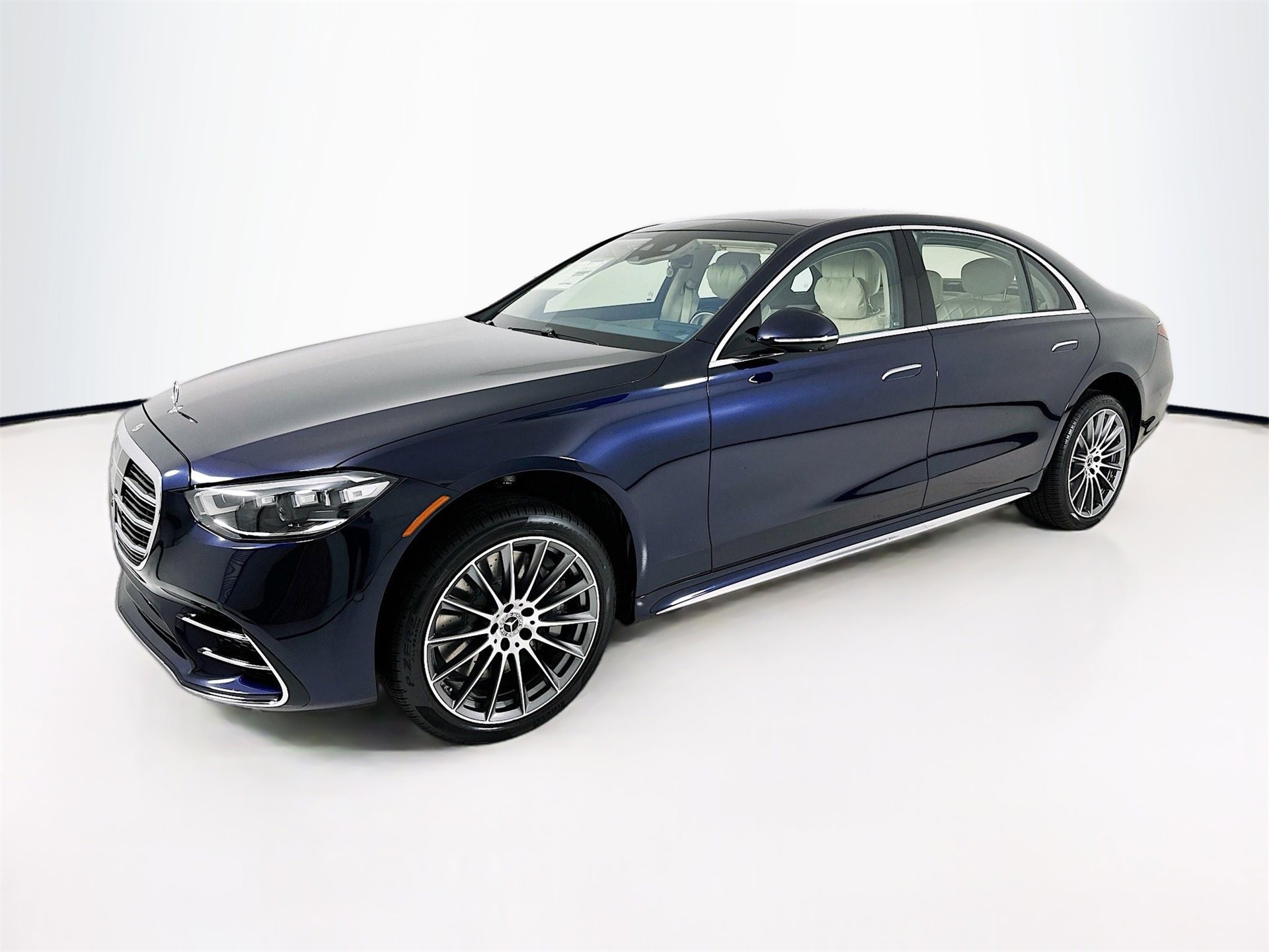New 2026 Mercedes-Benz S 500 4MATIC image 3