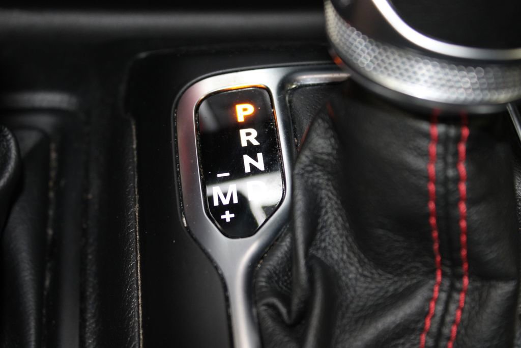 Used 2023 Jeep Gladiator Rubicon AWD/4WD image 39