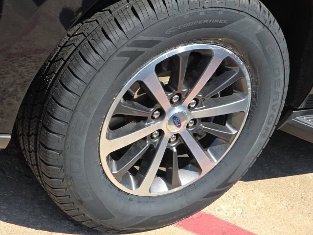 Used 2021 Ford Expedition XLT AWD/4WD image 10