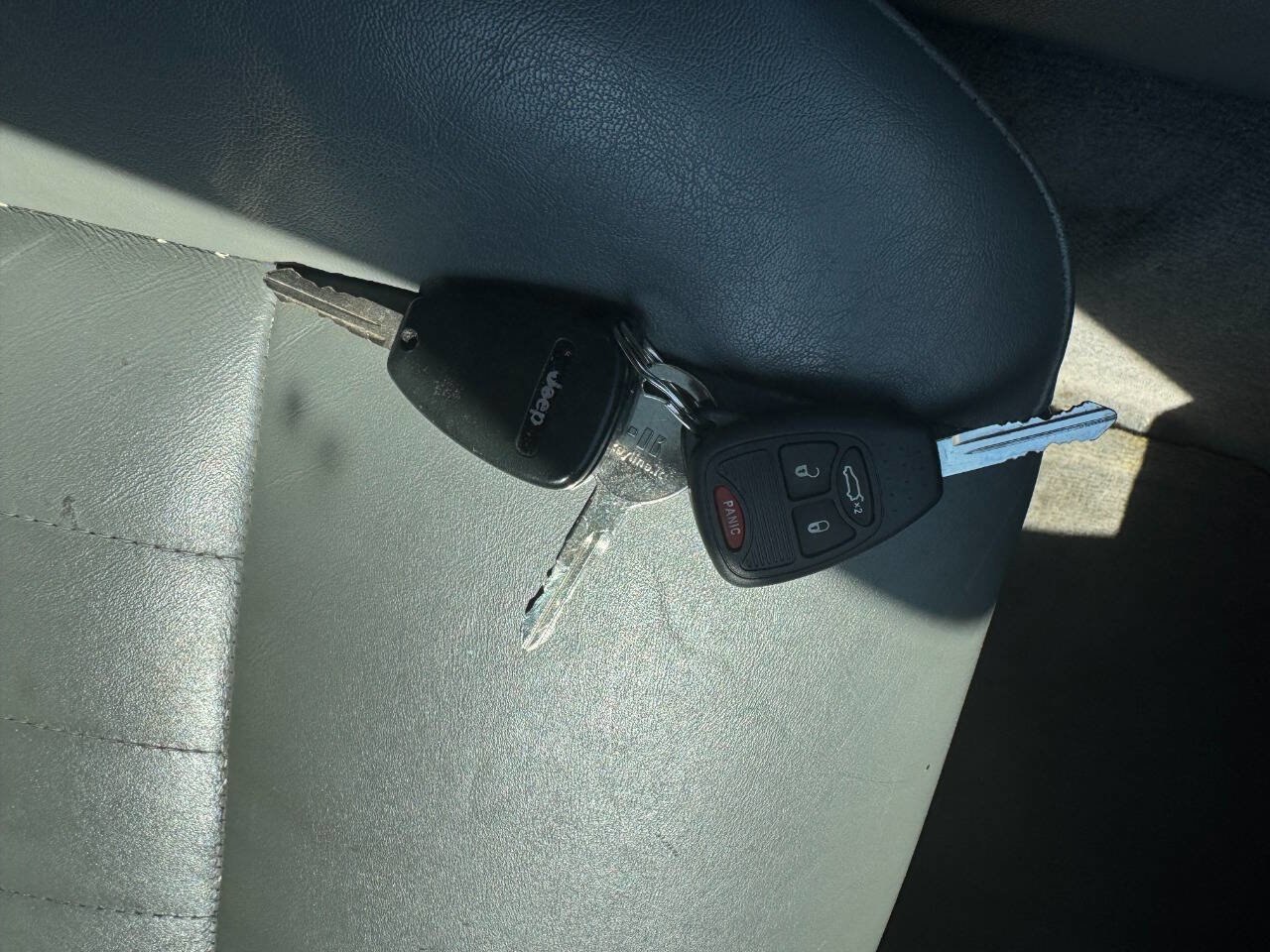 Used 2005 Jeep Grand Cherokee Laredo image 27