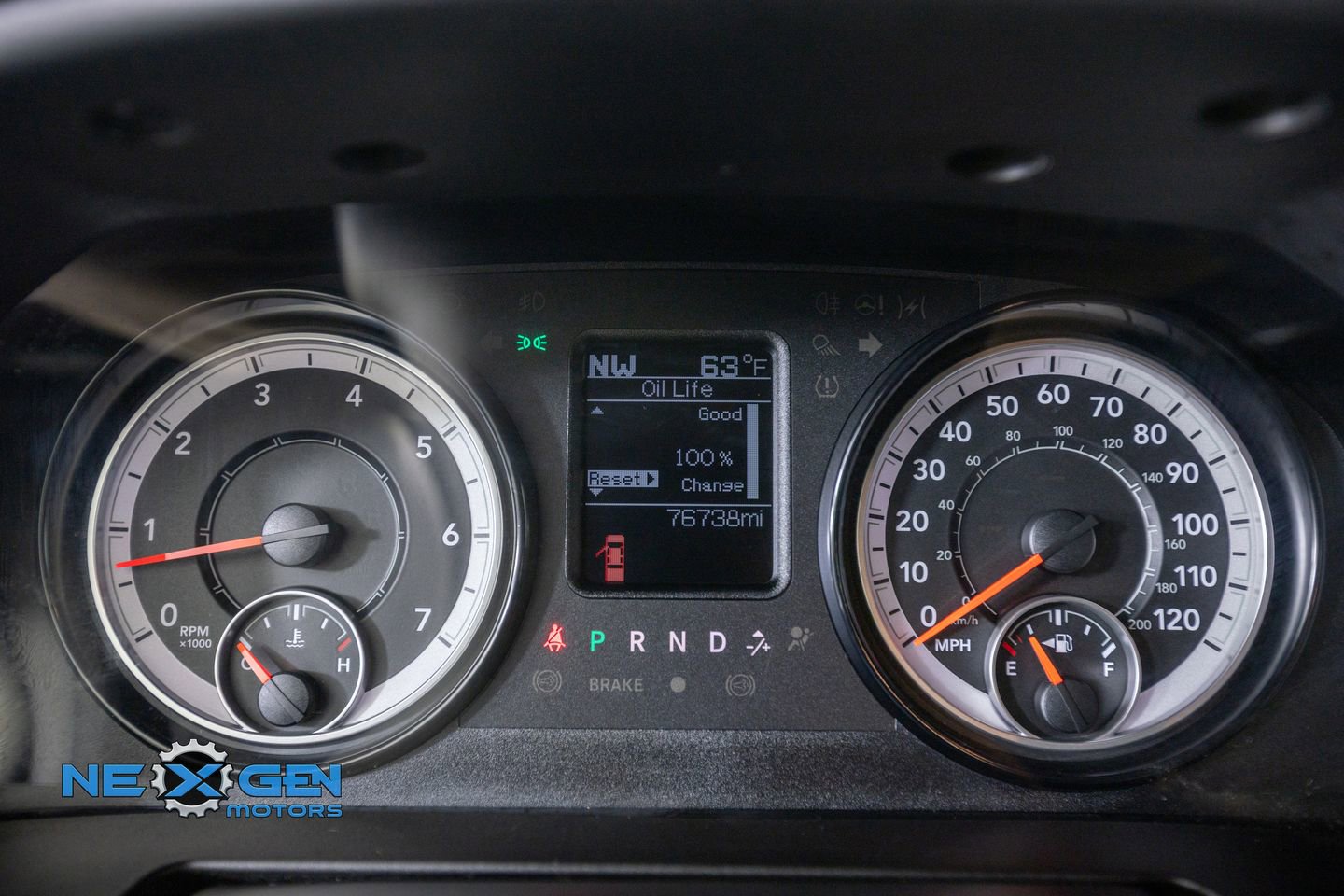 Used 2018 RAM 1500 Express w/ Express Value Package AWD/4WD image 16
