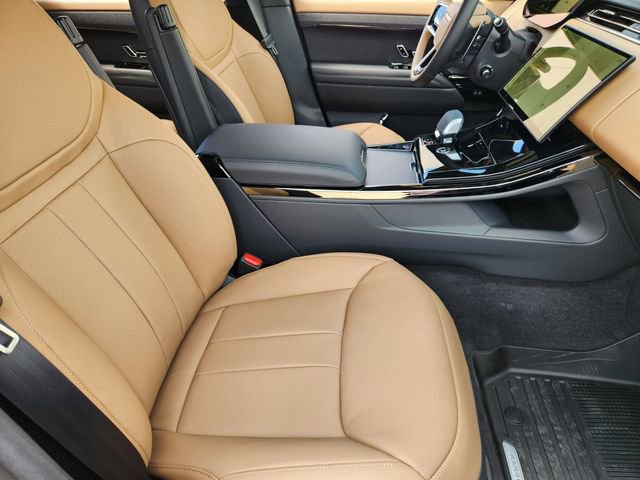 New 2026 Land Rover Range Rover Sport Dynamic SE AWD/4WD image 14