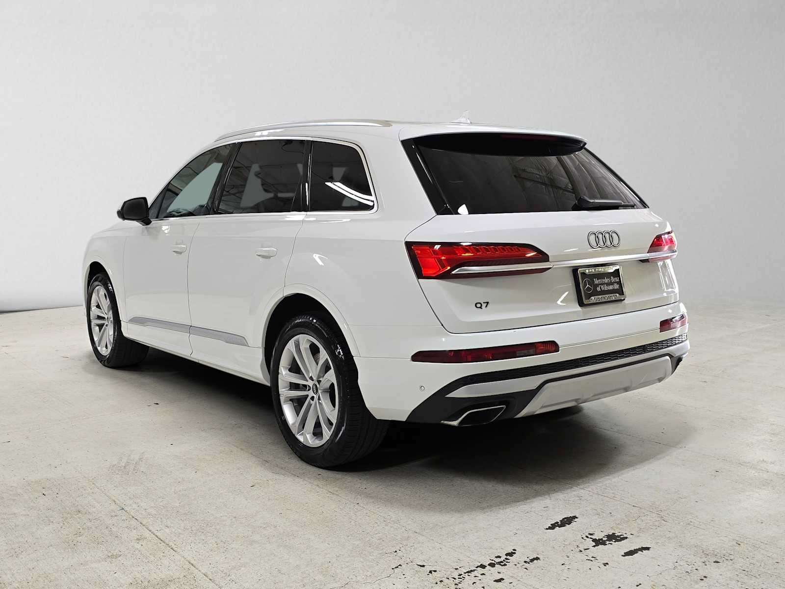 Used 2025 Audi Q7 3.0T Premium Plus AWD/4WD image 5