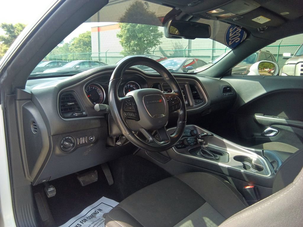 Used 2022 Dodge Challenger GT RWD image 19