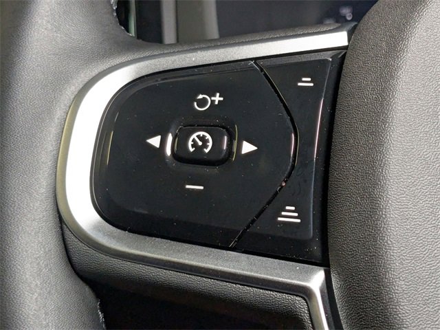New 2026 Volvo XC60 B5 Ultra w/ Climate Package PRO image 18