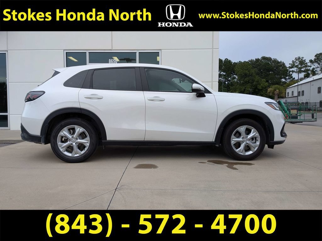 Certified 2025 Honda HR-V LX image 8