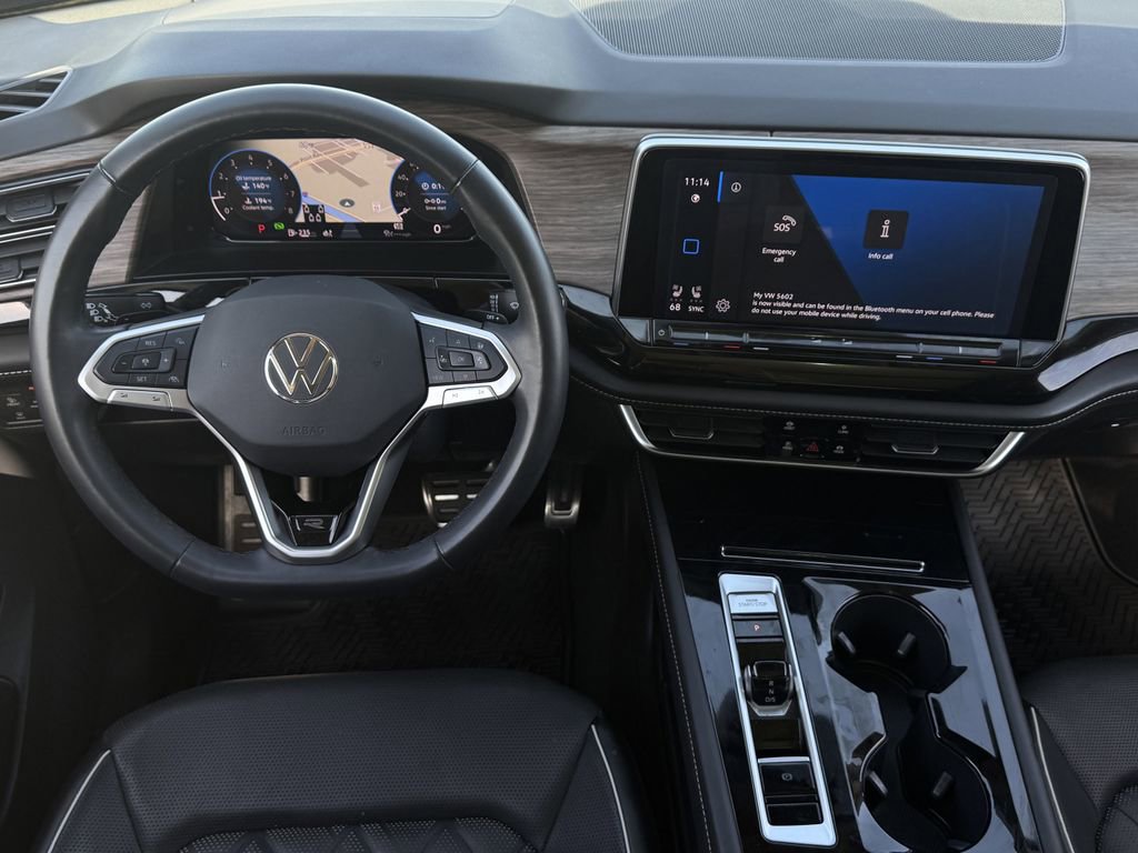 Used 2025 Volkswagen Atlas SEL Premium R-Line image 14