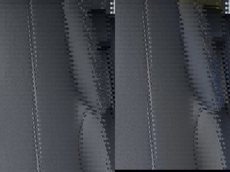 New 2026 Cadillac Optiq Luxury 1 image 21